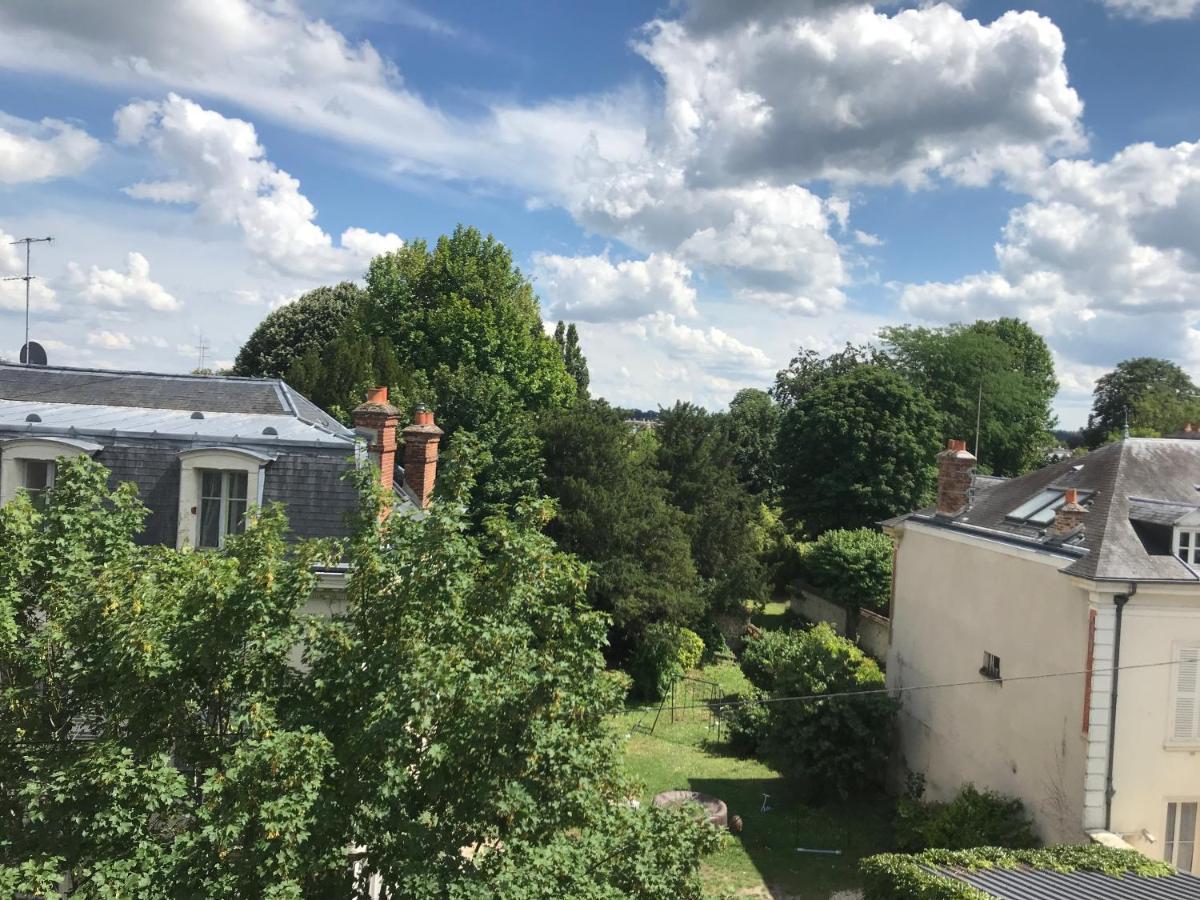 Le Saint Merry Fontainebleau Exterior photo